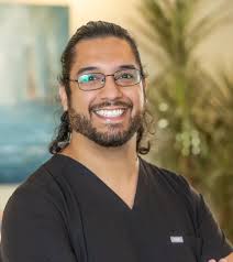 Dr. Jonathan Montoya